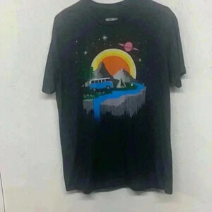 Curbside Graphic Tee